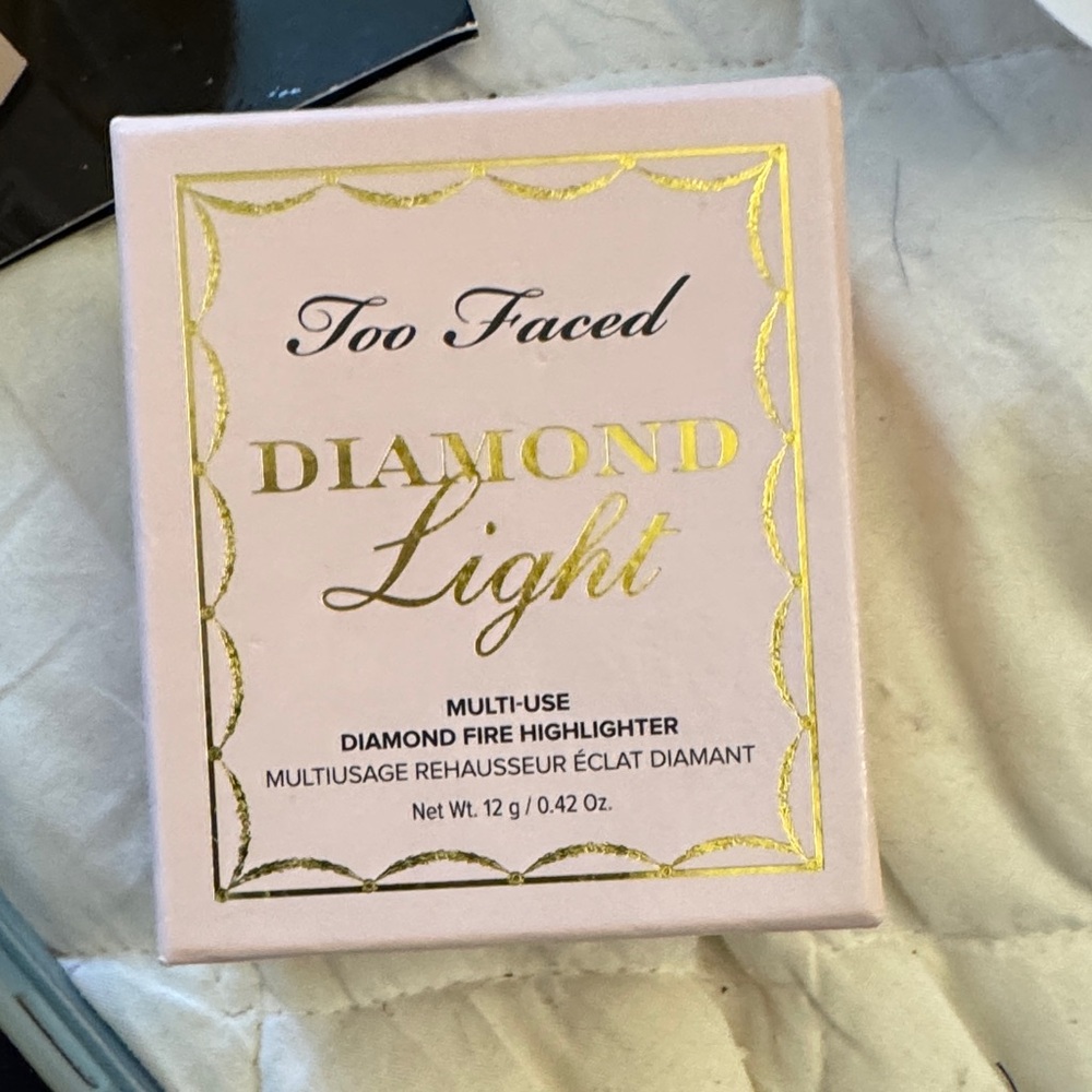 Too Faced Diamond Fire Highlighter - Pink and Gold